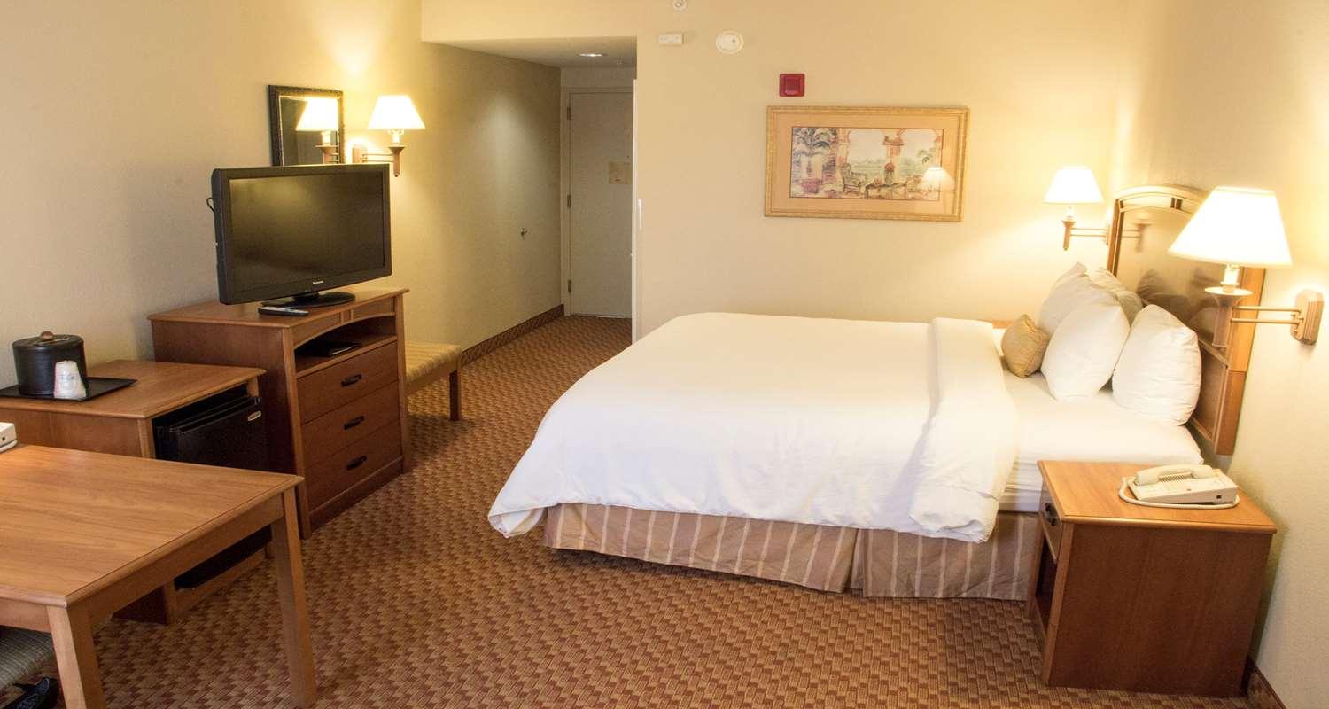 Best Western Plus Kendall Hotel & Suites Buitenkant foto