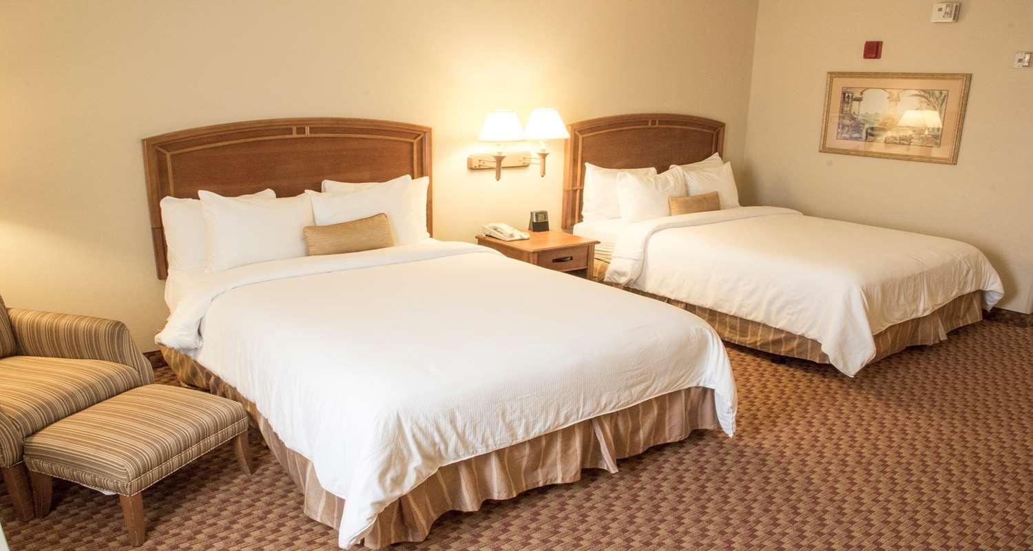 Best Western Plus Kendall Hotel & Suites Buitenkant foto