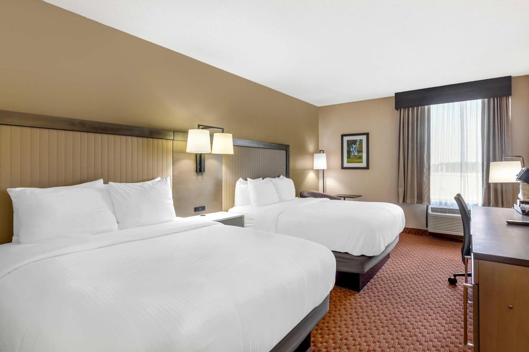 Best Western Plus Kendall Hotel & Suites Buitenkant foto