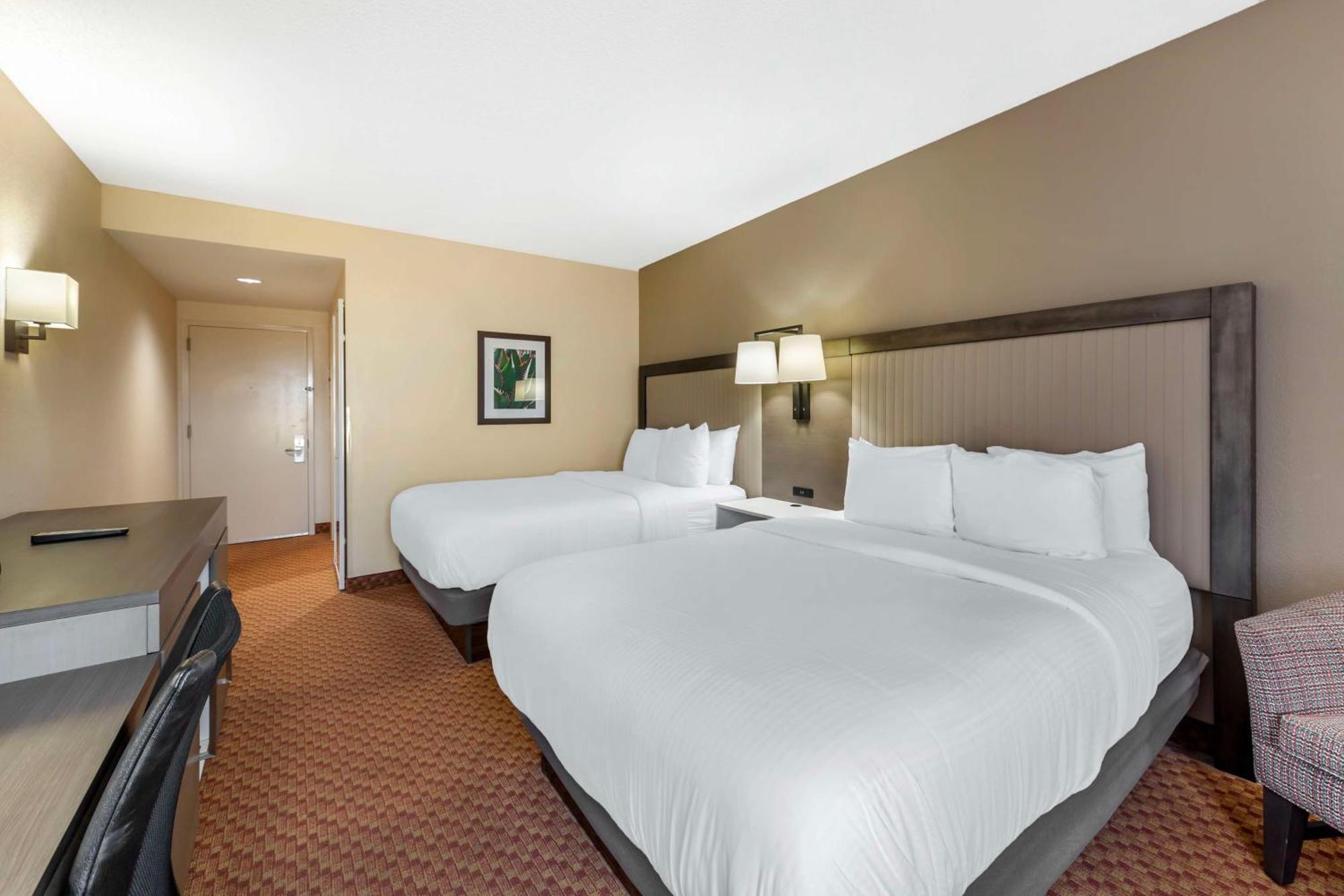 Best Western Plus Kendall Hotel & Suites Buitenkant foto