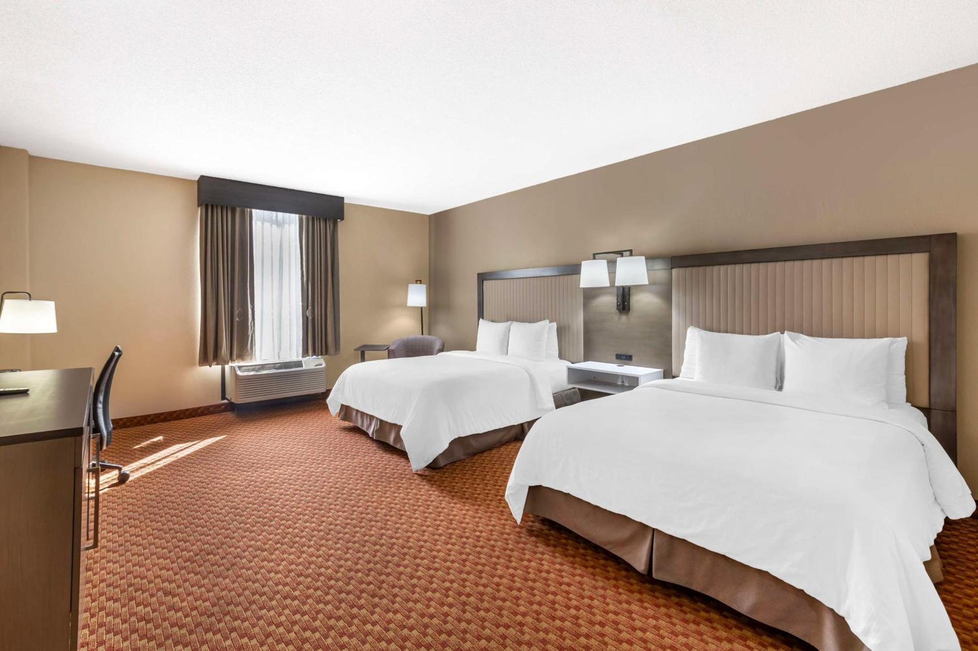 Best Western Plus Kendall Hotel & Suites Buitenkant foto