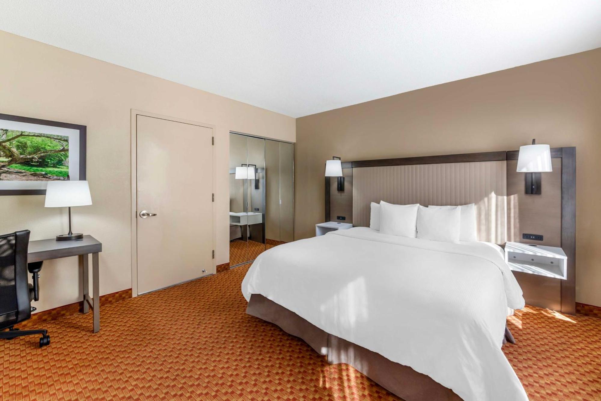 Best Western Plus Kendall Hotel & Suites Buitenkant foto